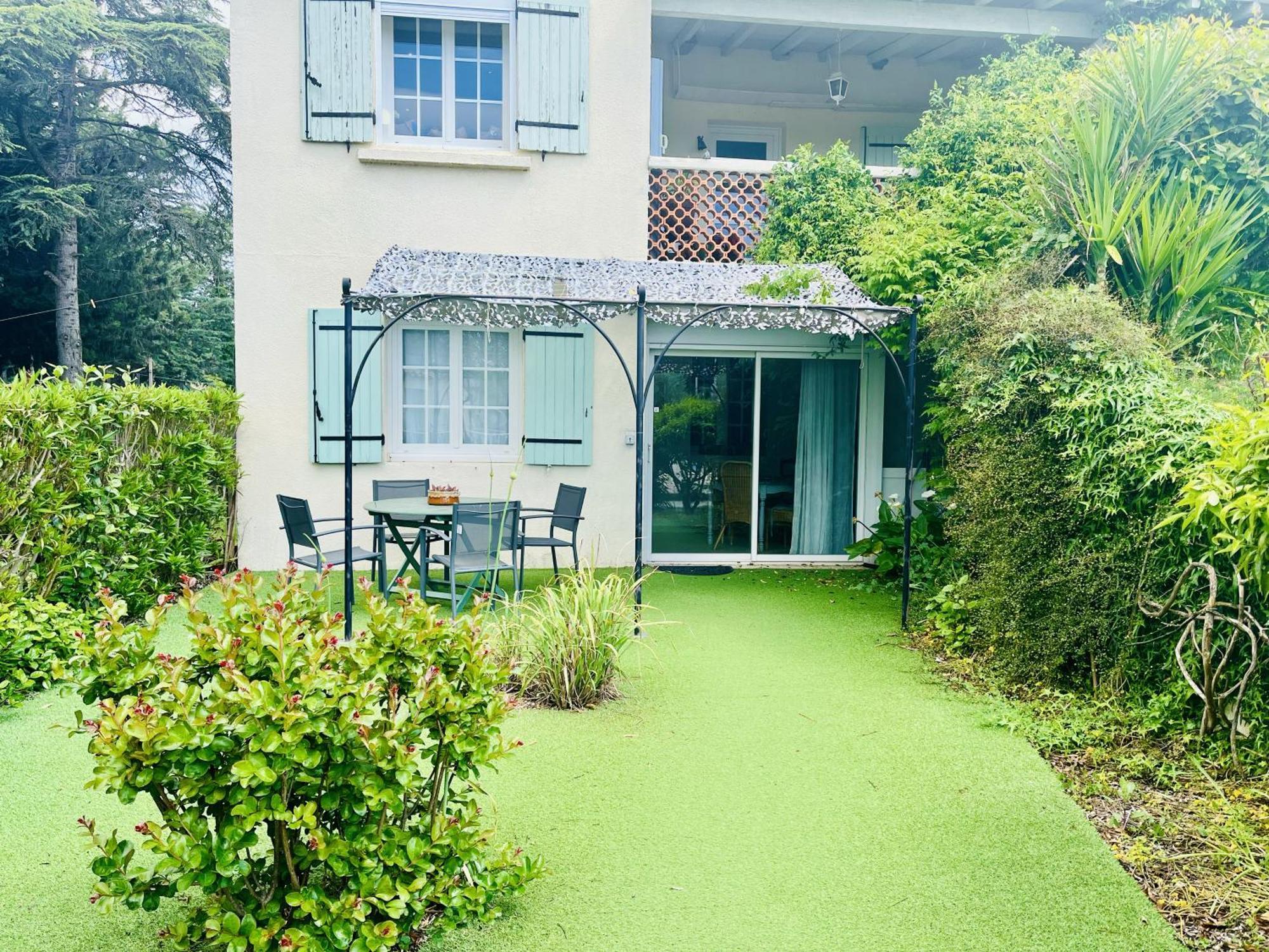 Mas Saint-Ange Bed & Breakfast Lunel  Dış mekan fotoğraf